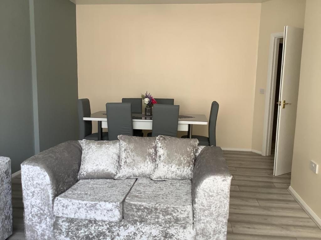 Blackpool Clifton Street Holiday Apartments Ngoại thất bức ảnh